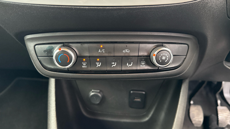 Vauxhall Crossland X 1.2 [83] Griffin 5dr [Start Stop] Petrol Hatchback